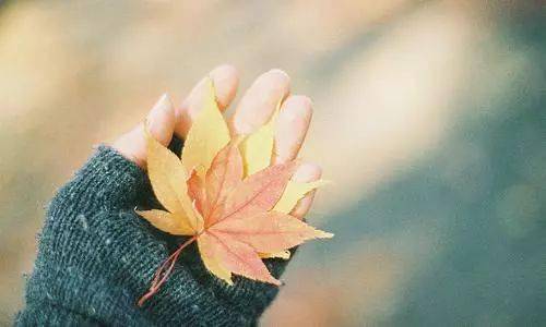 面对这个日新月异的世界,将心态归零,放下包袱,轻装上阵,把每一次成功