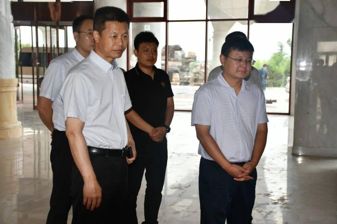 日出东方控股股份有限公司来南宫市参观考察