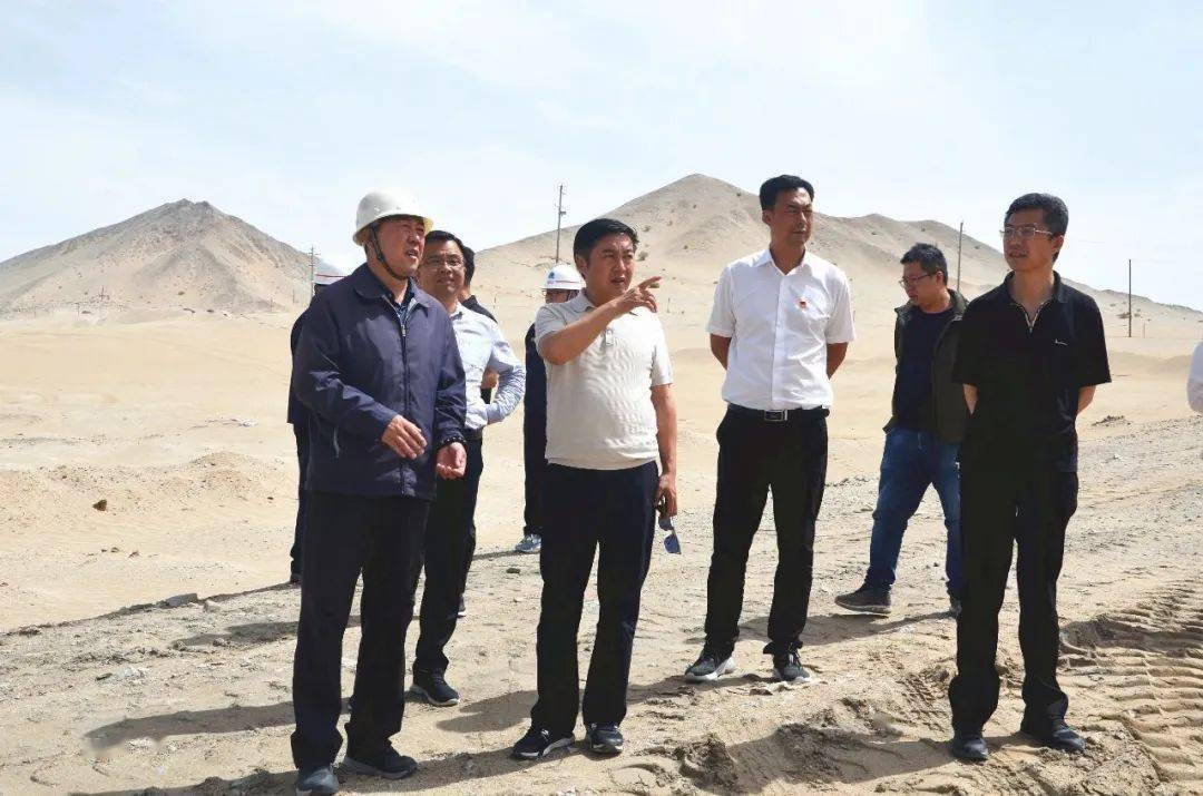 安全生产和企业运行等情况8月12日,市委副书记,市长汪山泉深入格尔木
