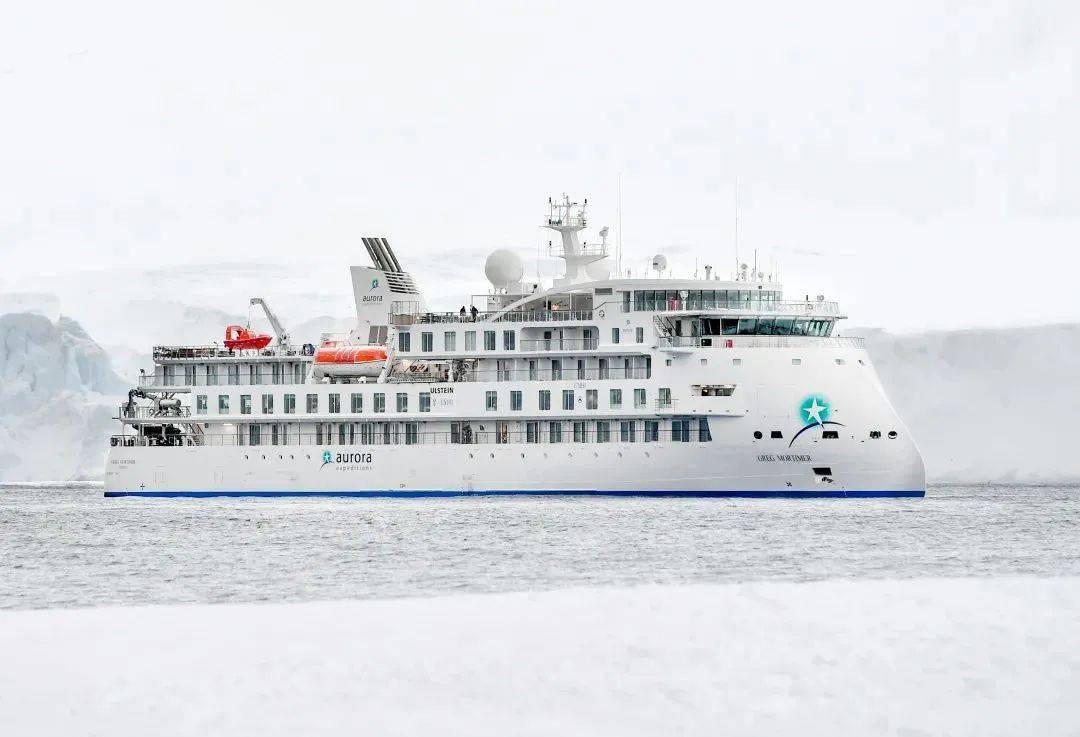 招商工业海门极地探险邮轮4号船海洋探险号顺利下水