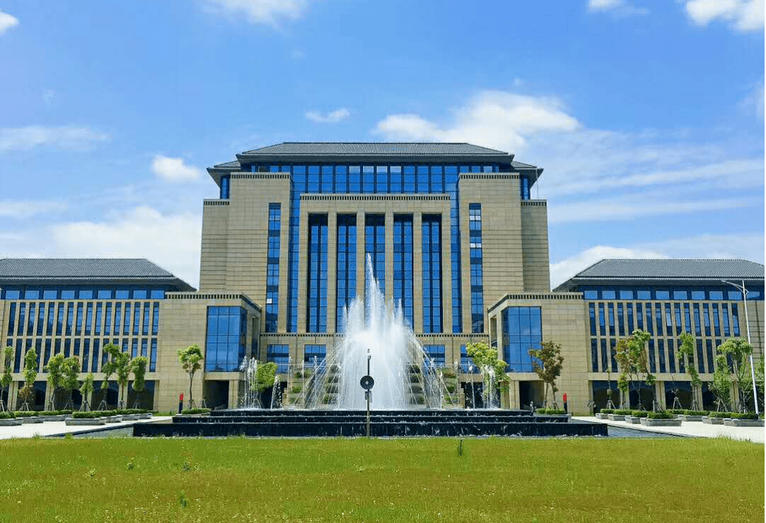 浙江东方职业技术学院建设优质美丽现代化高职院校激扬新时代温州人