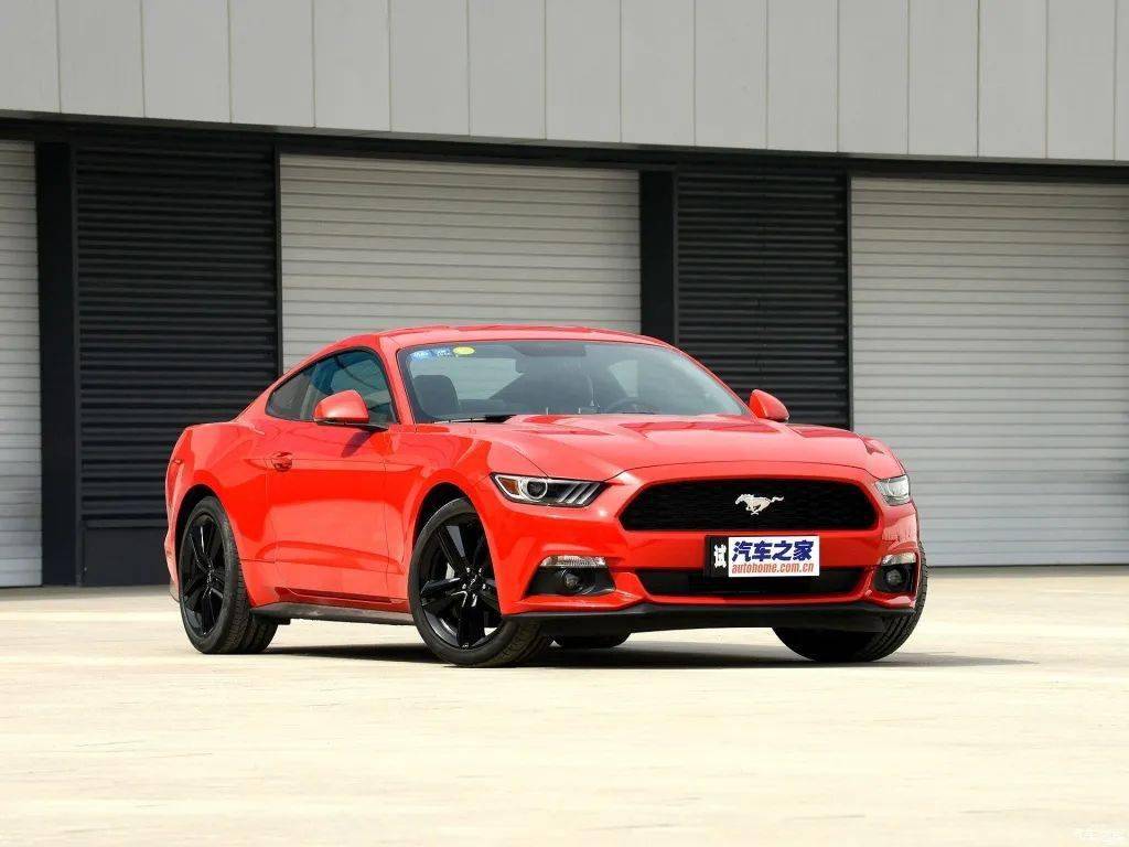 二十多万买跑车拉风有面真皮大座