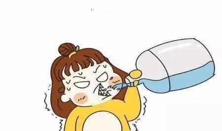 口干口渴喝水也没用当心是这些病发出预警