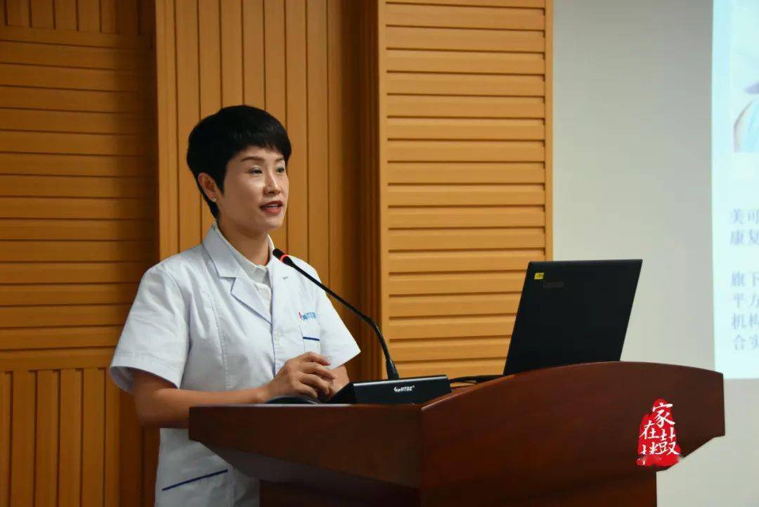 今天,他们站在鼓楼"c位"!_医生