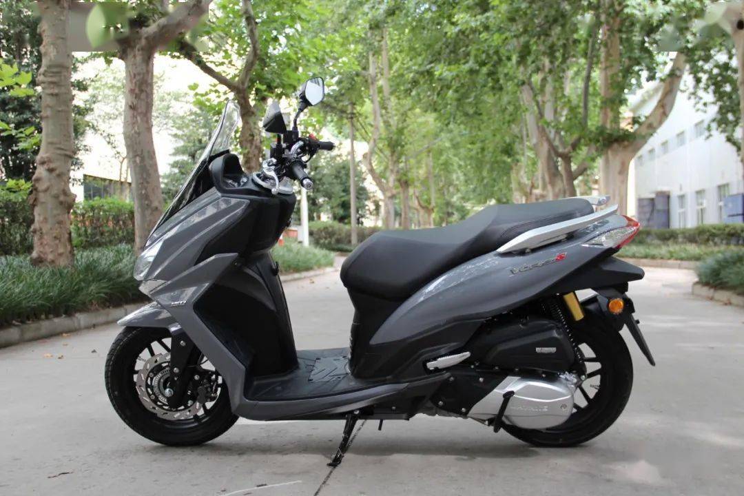 除了产品和价格,发布会上这个信息让大阳未来更具想象_搜狐汽车_搜狐