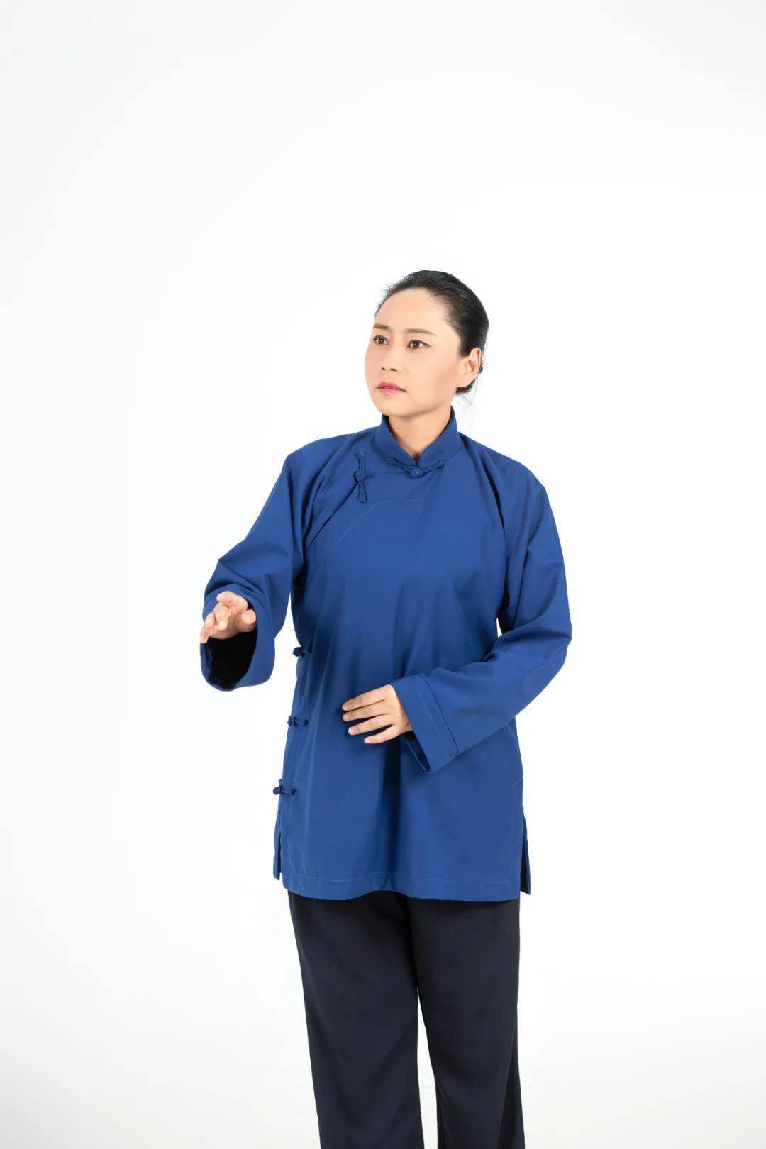 参演过大型庐剧《朱元璋在临水》,《美丽村官》,《又见桂花开》