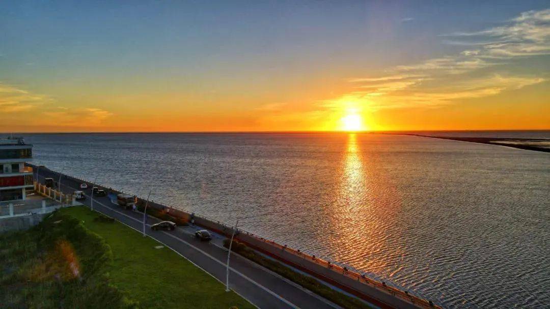 启东圆陀角—小姐姐等你来骑车