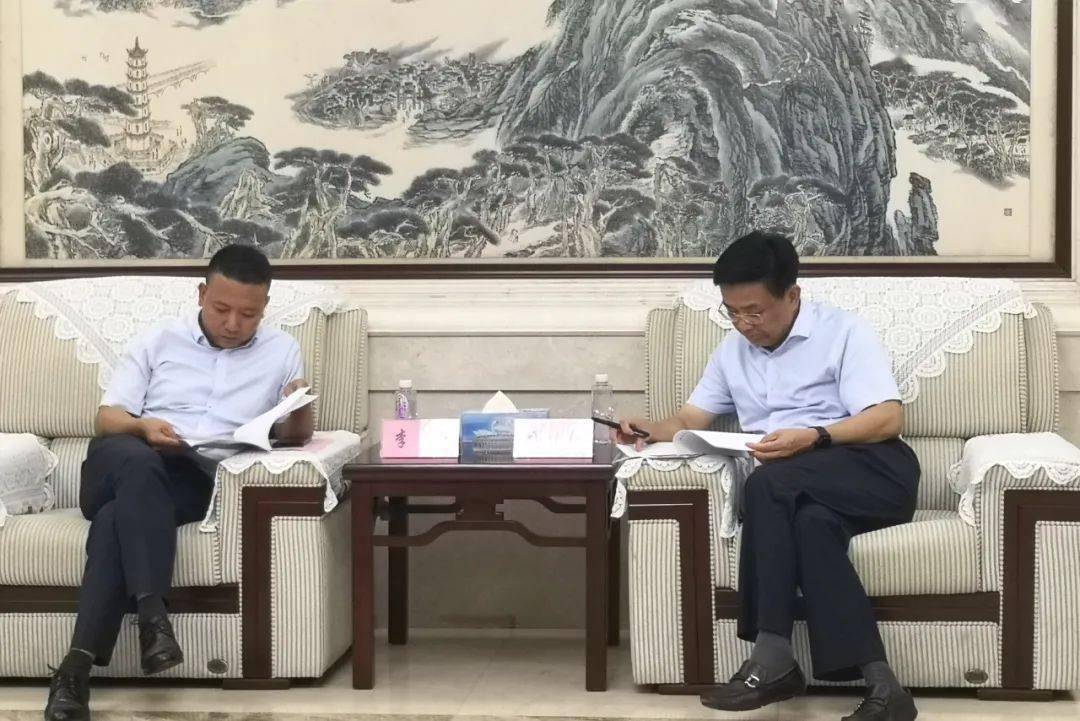 党委副书记,总经理谢先海一行赴安义县拜会安义县委副书记,县长谭伯乐