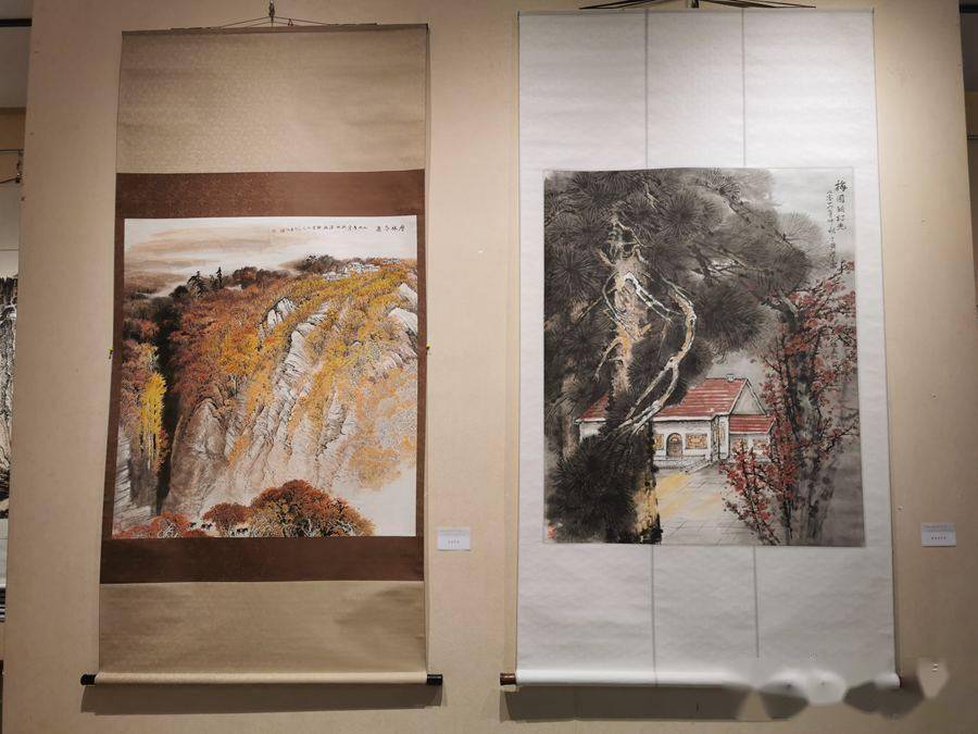 临夏州美术馆协办的"而今黄河更风流——孔德良先生山水画展"在甘肃省