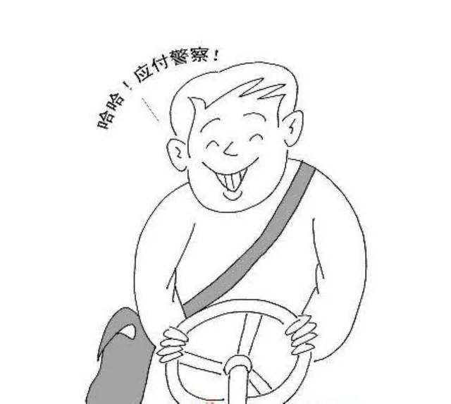 警方提醒:佩戴头盔请使用合规安全产品,切勿使用建筑工地安全帽替代