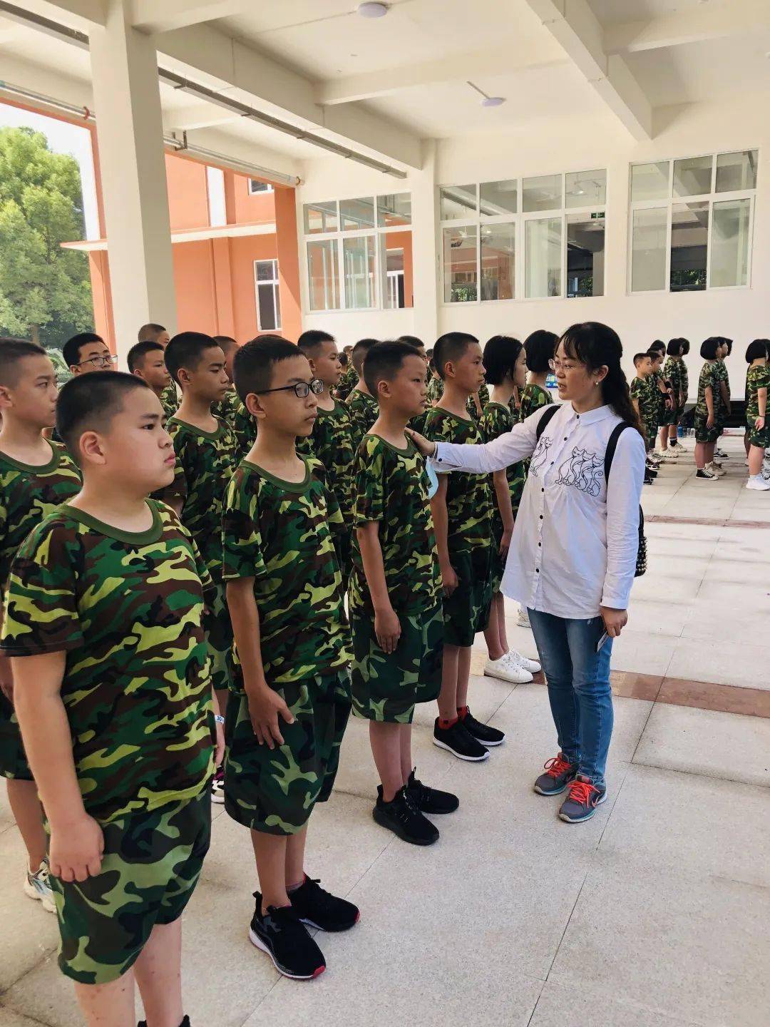 思以致远,一往无前——泸二外2023届军训纪实(一)_手机搜狐网