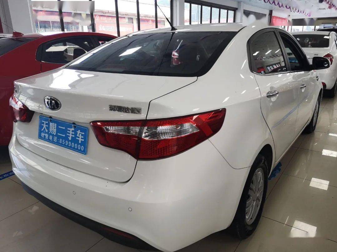 起亚k22014款14l手动版