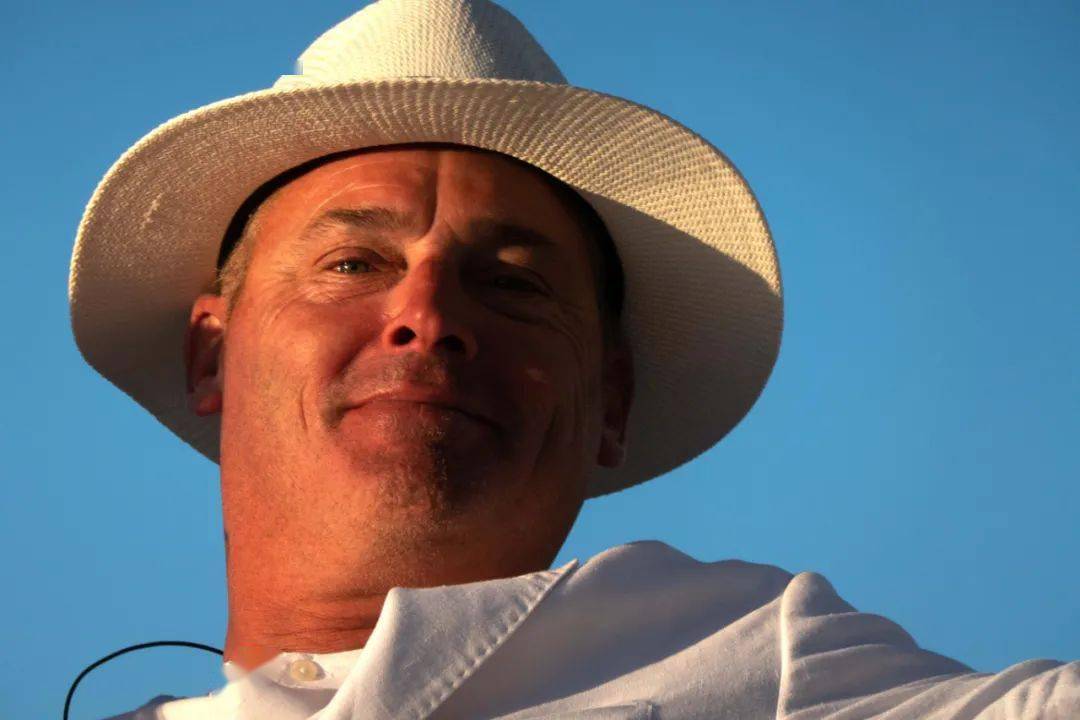 在火人节打开【多重宇宙】_burner