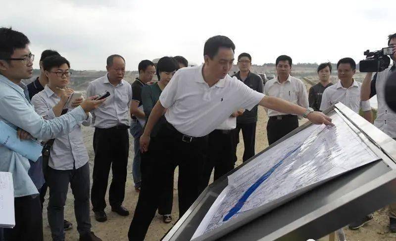 李红军任广东省副省长,被称为修路书记!