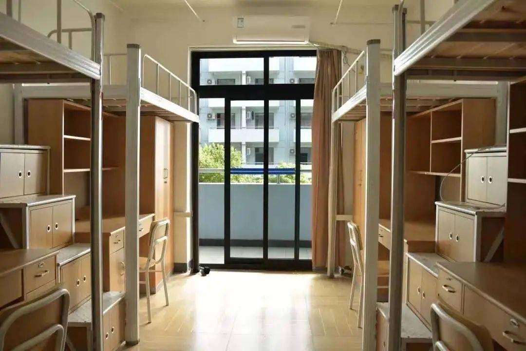 致新生的一份问卷报告上海大学延长校区探秘揭晓之衣食住行篇