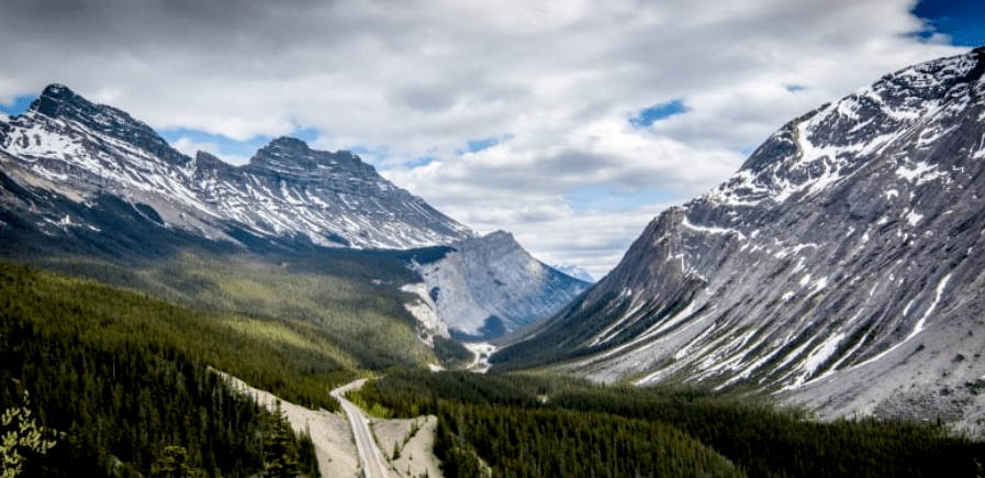 公园所在的阿省university of calgary地理学家dan shugar和他的同事