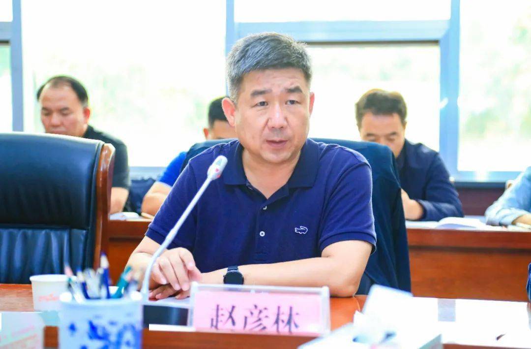 赵彦林强调,各级各部门要压紧压实责任,严格落实常态化疫情防控措施