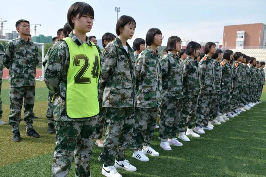 丰宁一中2020年高一新生军训动员大会