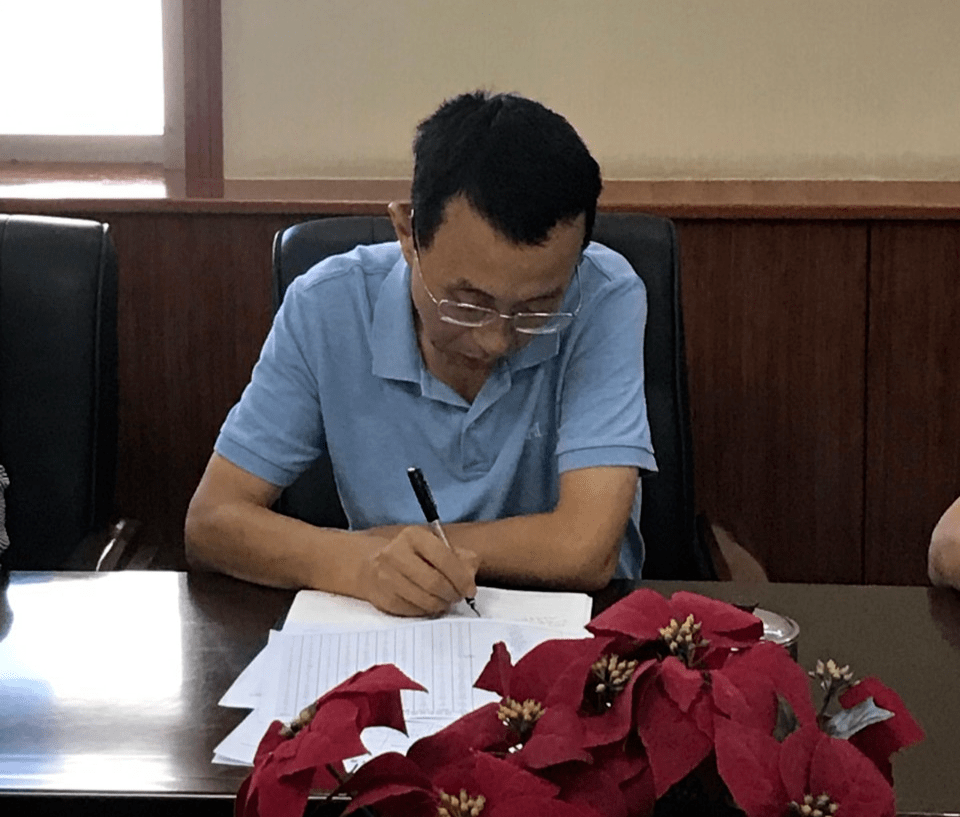 许昌市人普办召开主任办公会议研究重点工作