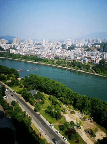 俯瞰瀏陽河三大公園環繞每戶送一間房67頭排河景大宅收官在即