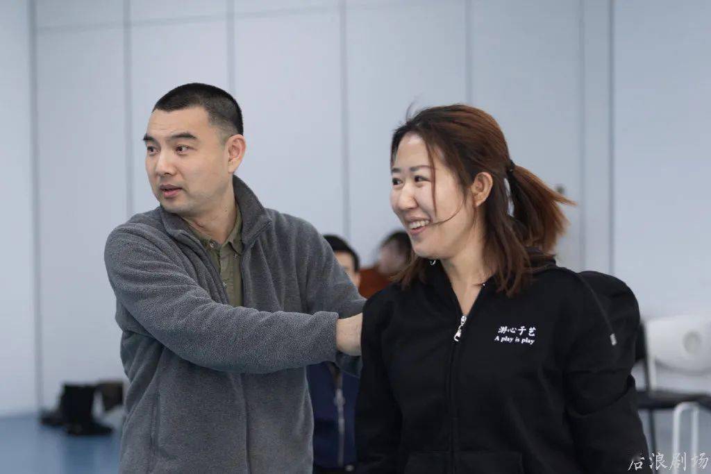 为什么他会是最受学员欢迎的表演老师?_李浩
