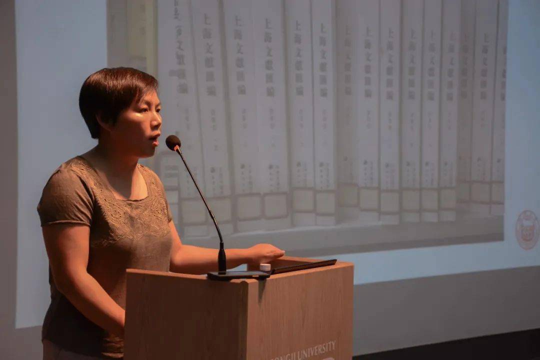 李丽老师张玉婷老师最后,学院研工办杨霖怀老师介绍了学院的研究生