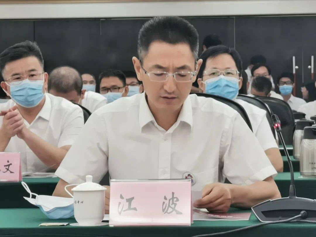 长风几万里援疆几多爱东莞市常平中学江波老师援疆支教铸师魂