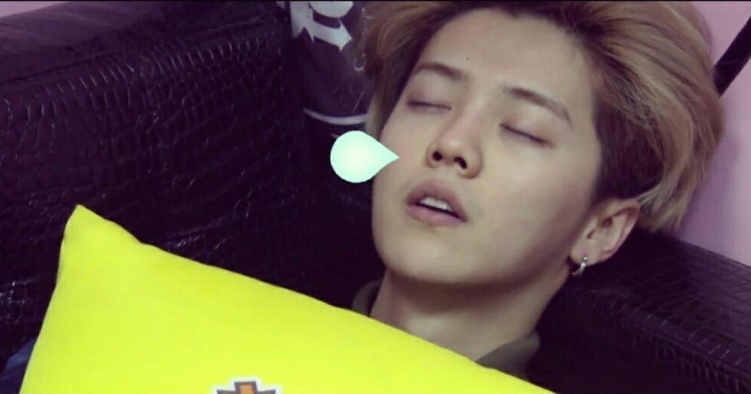 鹿晗,王俊凯张嘴睡觉会越长越丑?日本封口胶带矫正口呼吸!