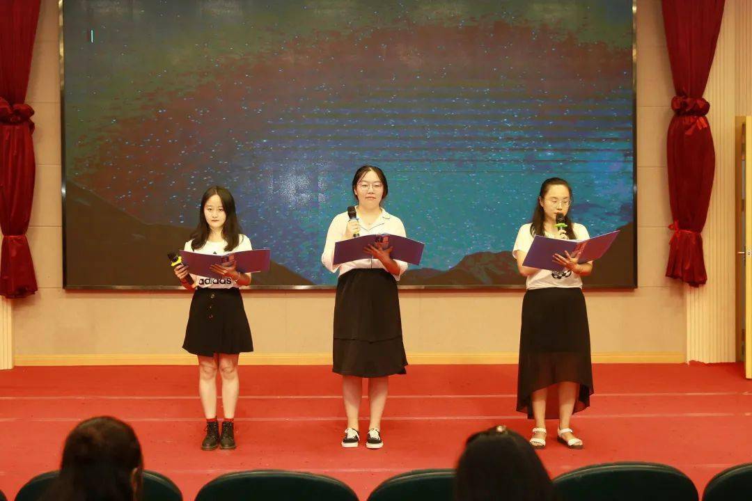 【立德树人 奋进担当】上海市三林中学东校开展教师节主题活动