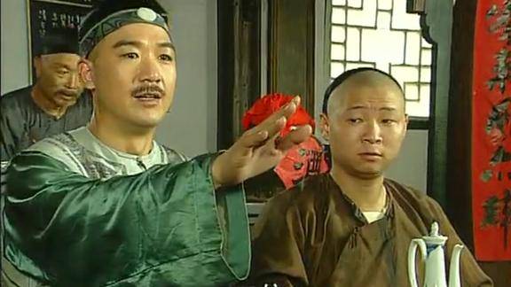 康熙微服私访记三德子暗示军爷不料此人昏头昏脑真是傻透了