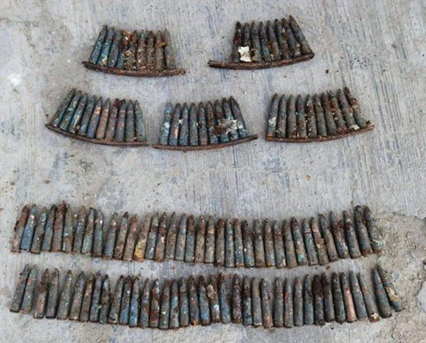 通辽一居民盖房挖出119发子弹