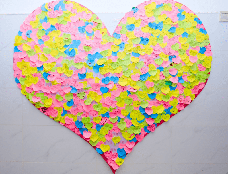 做四有好老师谱写郡园新篇章2020年东郡小学献礼第36个教师节