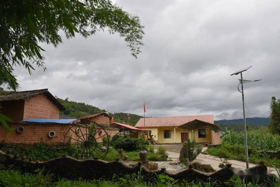 环境提升芒市这些村庄是不是最美给出你的选择吧第一批