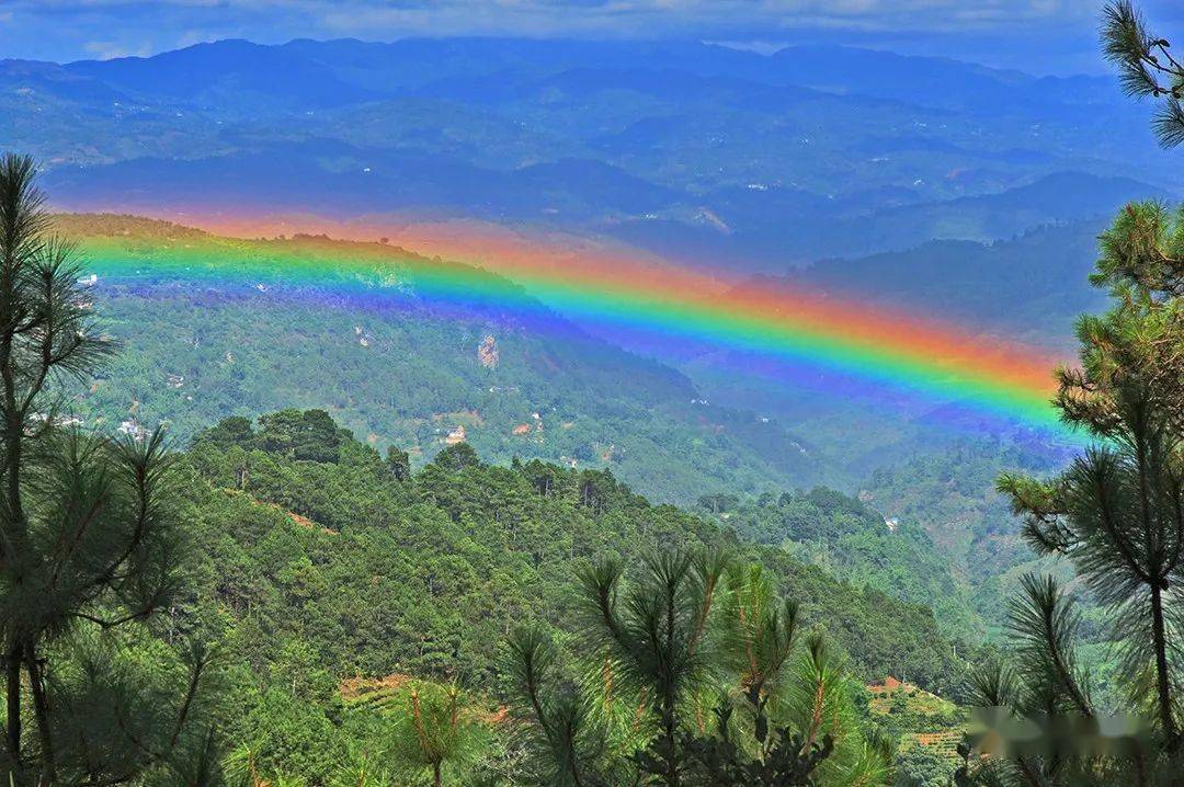 美在昌宁绿水青山虹影美