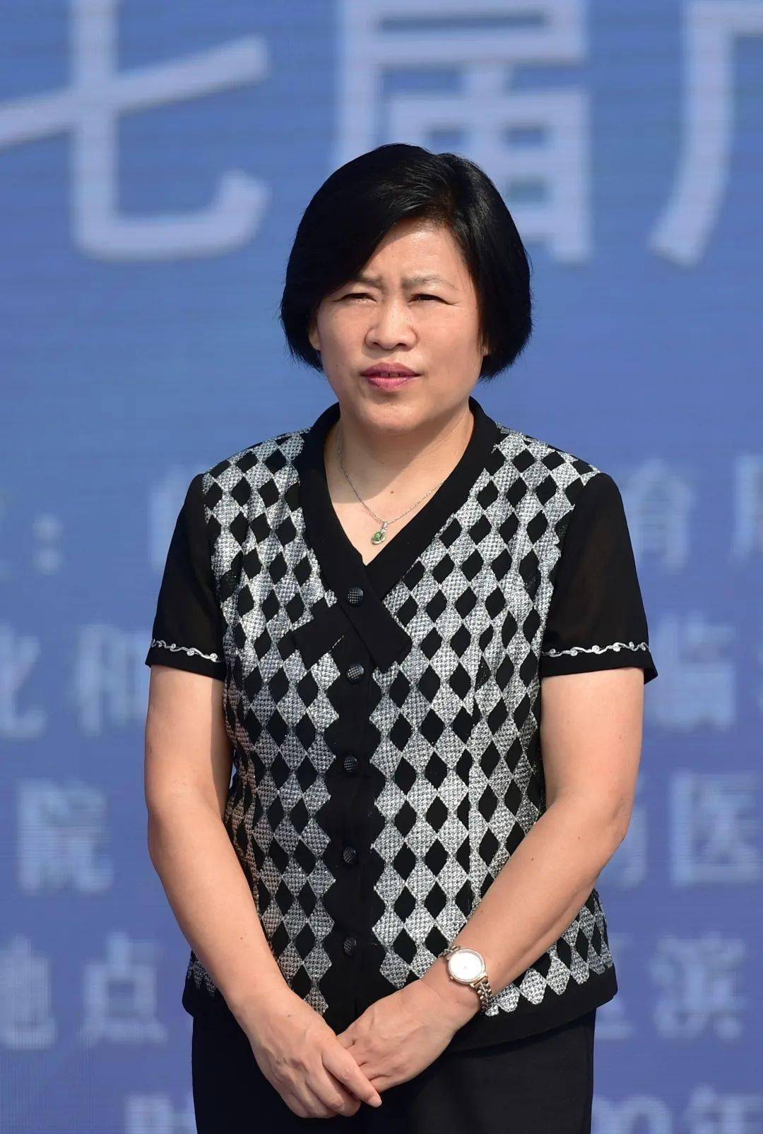 临沂市政府副市长张玉兰,临沂市体育局局长刘艳芬,临沂市卫生与健康