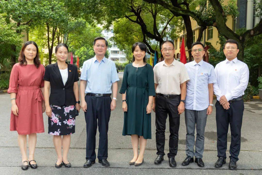 强校征途我们同行启良中学庆祝第36个教师节