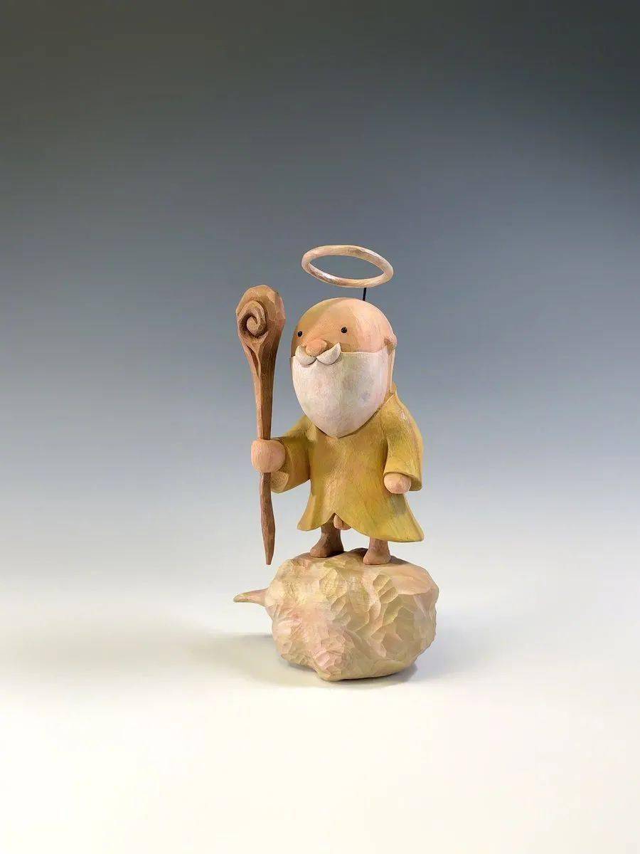 日本雕塑家田岛享央己的木雕小动物