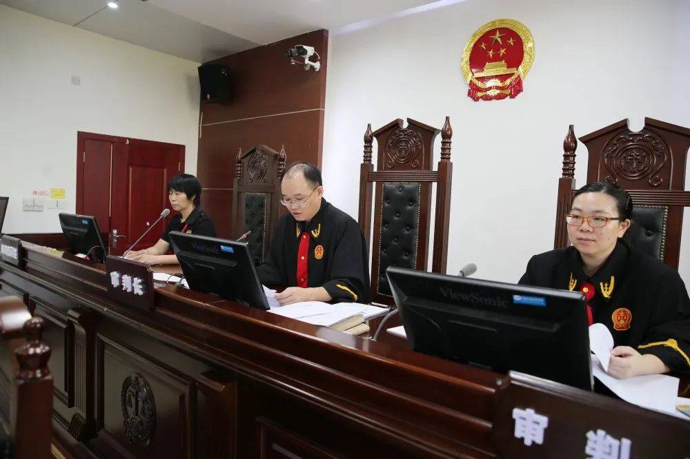 9月15日,防城港市防城区人民法院对被告人黄某媛涉嫌职务侵占罪一案