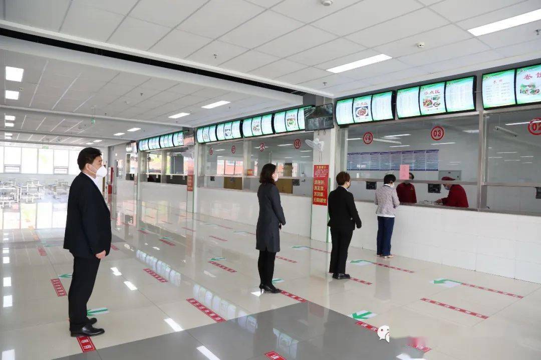 新模式!4d食堂落地潍坊四中