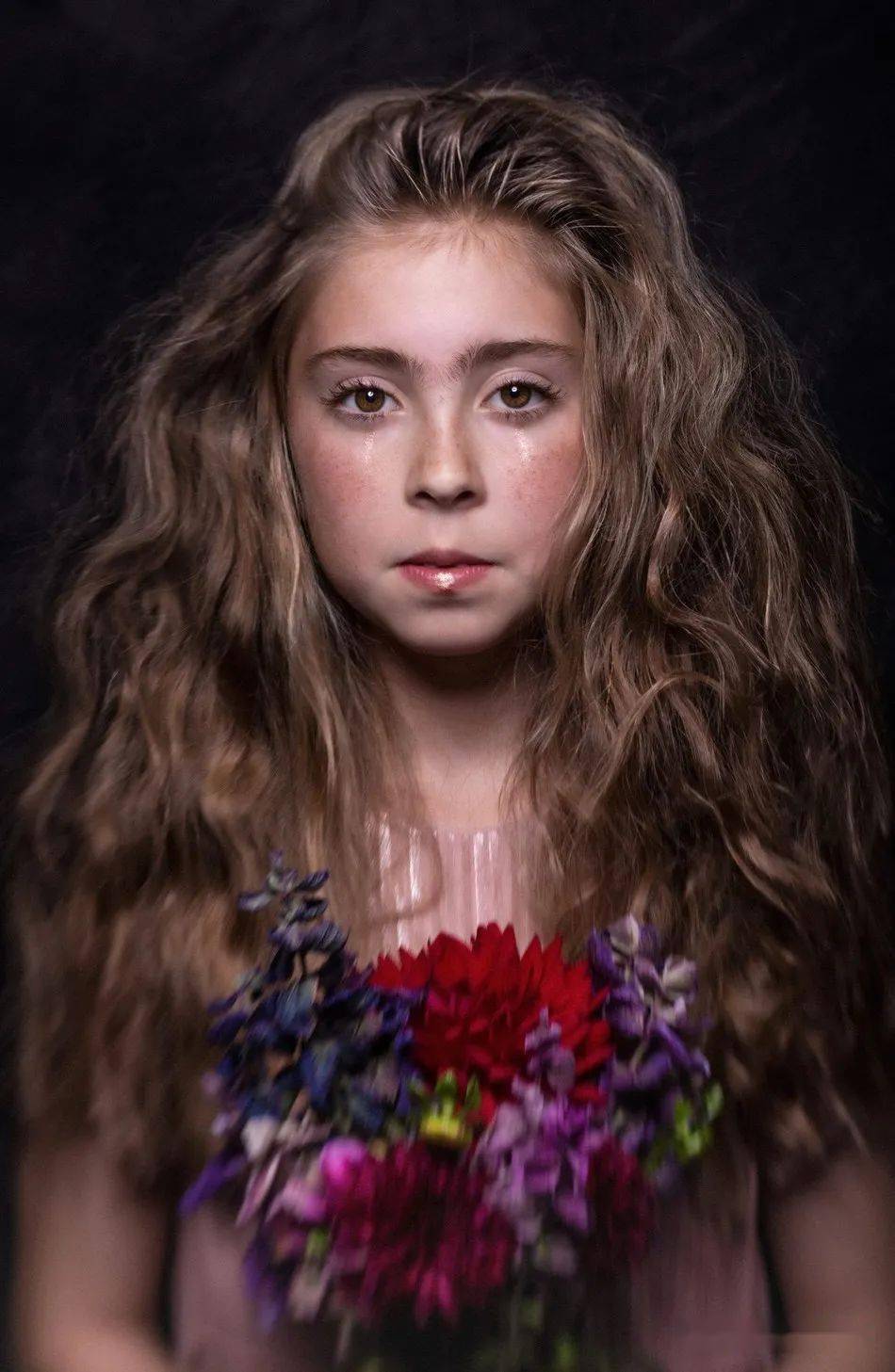 佳作欣赏|天使般的可爱面容 古典风的儿童人像