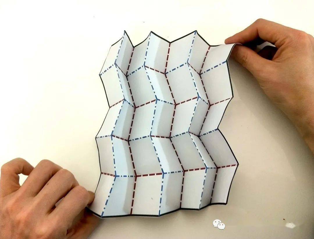 教育创新公开课感受纸张折叠的乐趣小南狮科学云课堂③