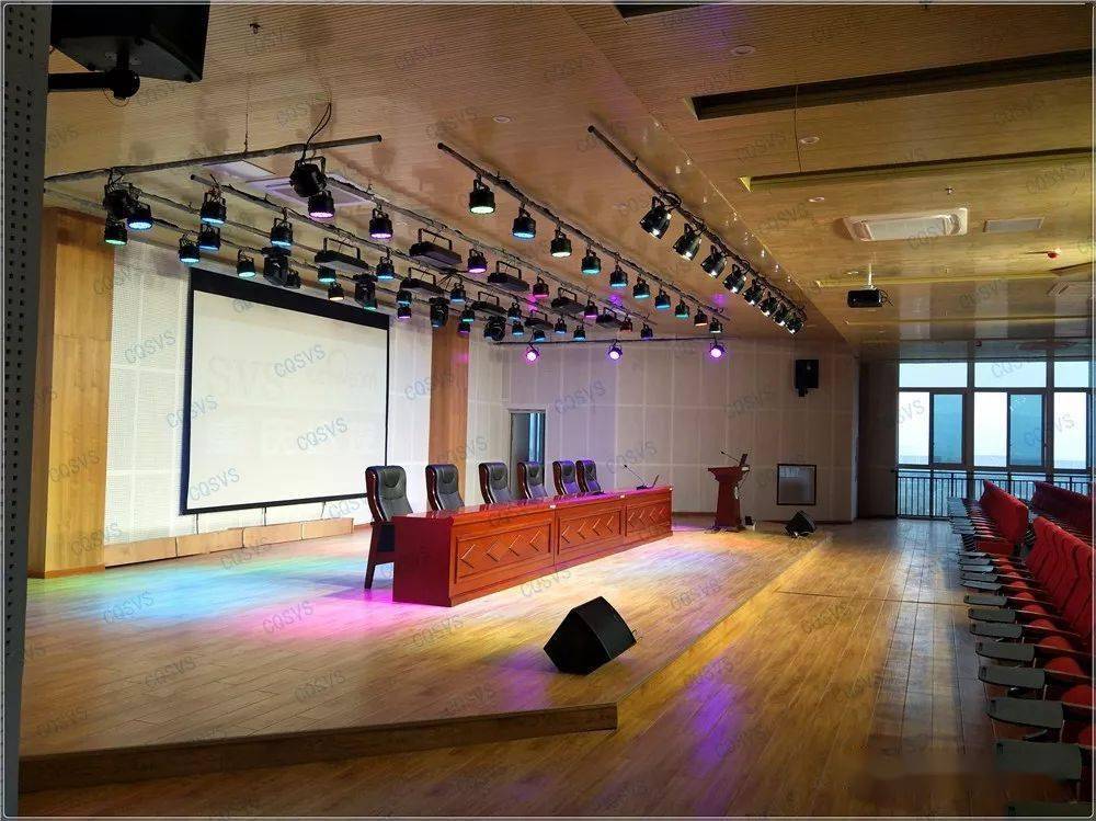 开学季 | 各种风格的学校多功能报告厅案例集锦_系统