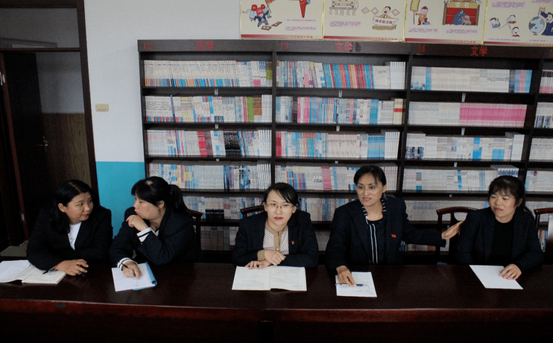 友好区第二中学初三研讨希望在扬帆梦想再起航