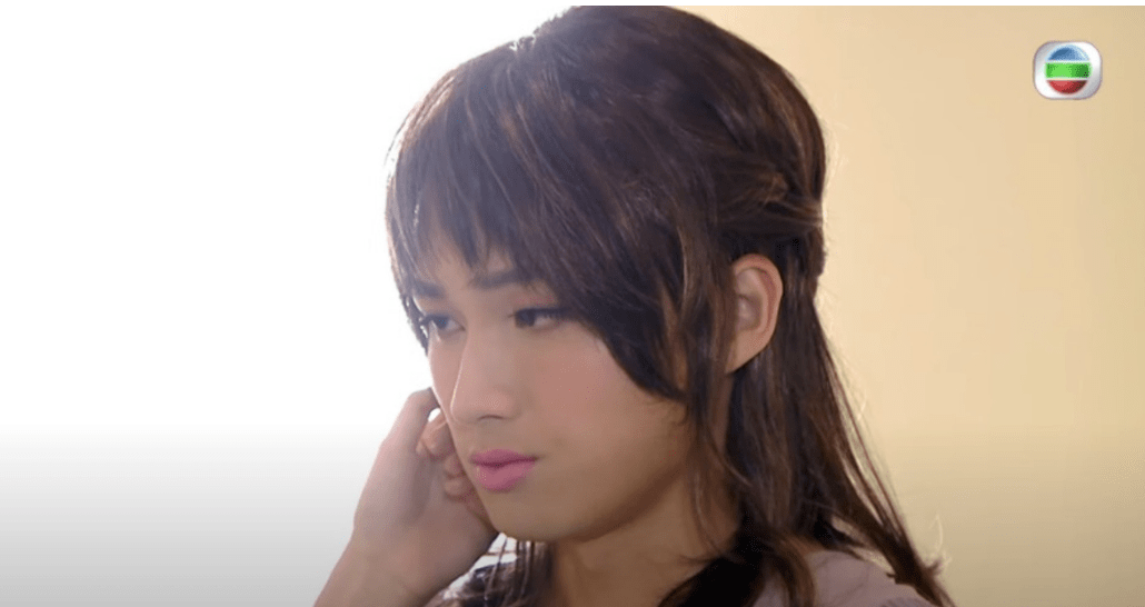 男扮女装获赞tvb男艺人被称能成下一个周星驰回应不能够比