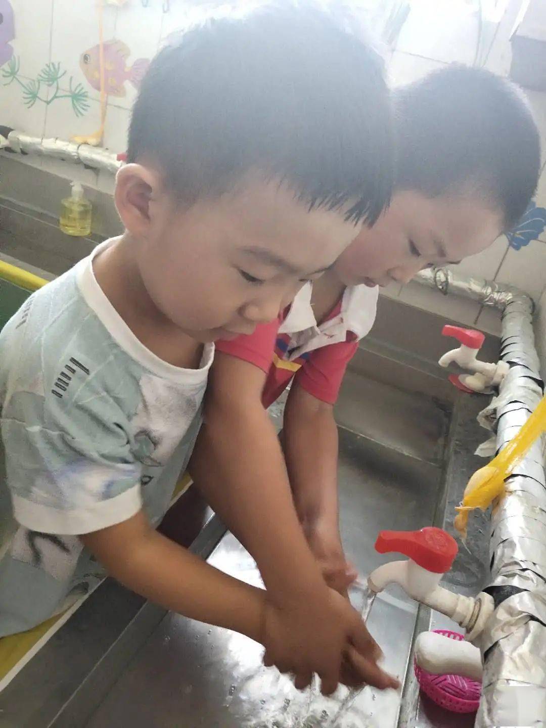 讲故事还学会了照顾自己和关心别人今天我要把老师传授给我的本领