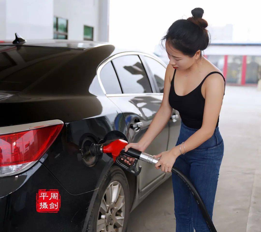 武冈人"加油"!快去这里,刚开业,优惠多多!