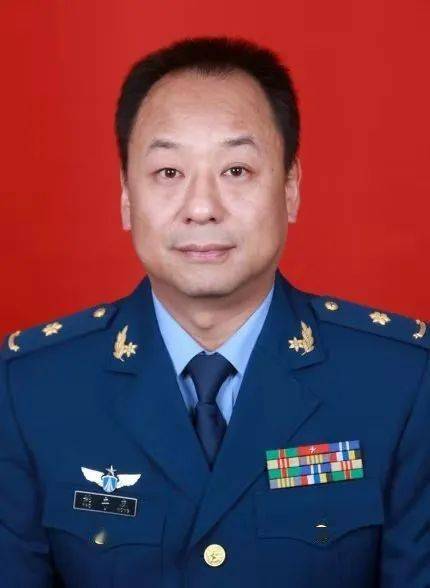 党治国 陕西省 宝鸡市全天候坚守隔离病区的呼吸科主任医师王一龙