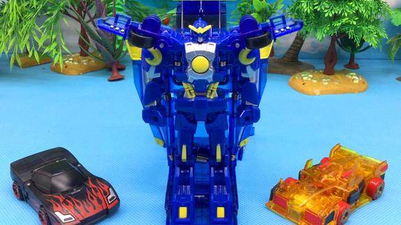 魔幻车神钢铁巨神vs骇谷车神vs暗夜僵尸vs惊天神鹫