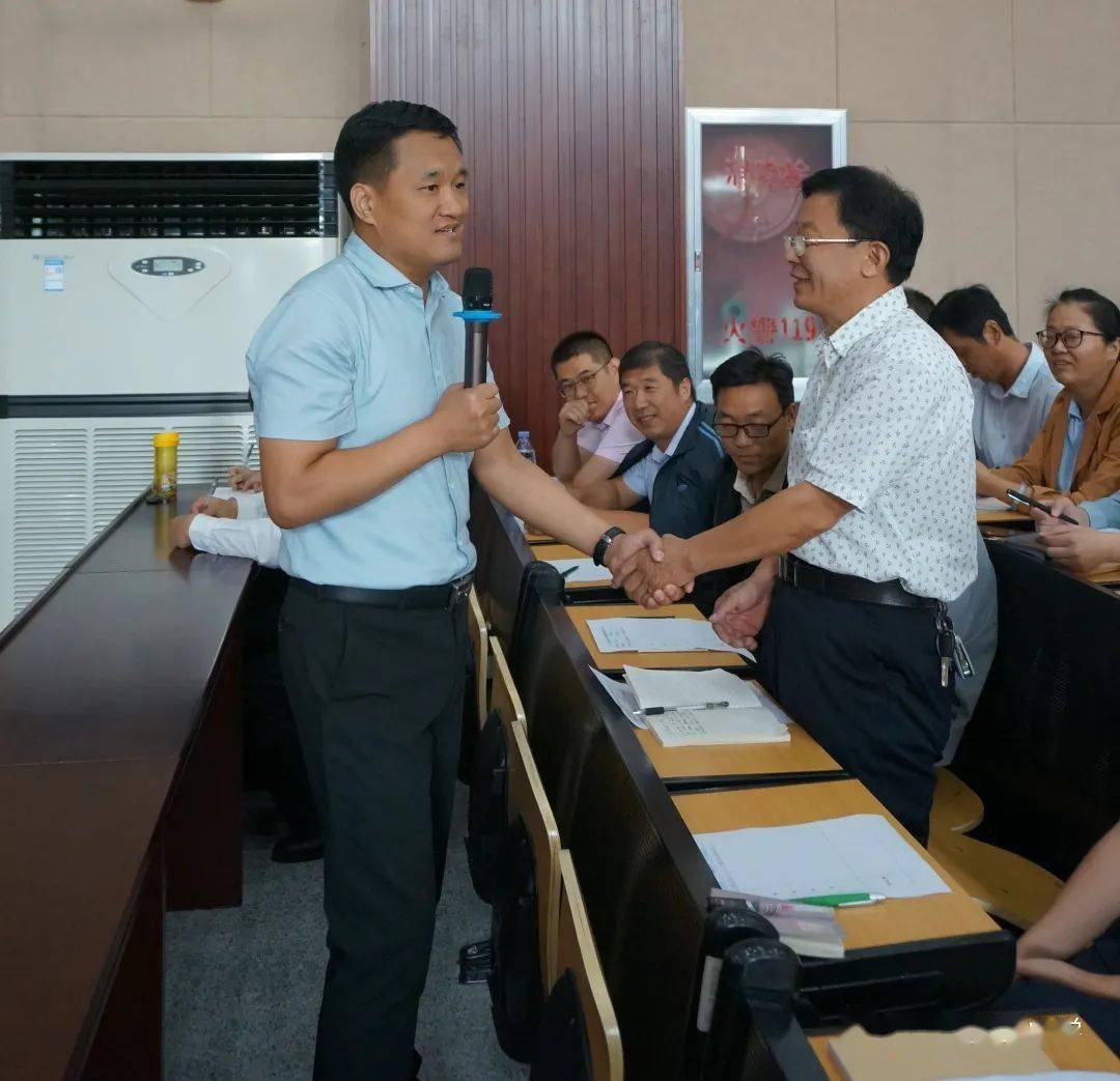 好习惯成就好人生——历城区唐王中学召开习惯养成教育培训会