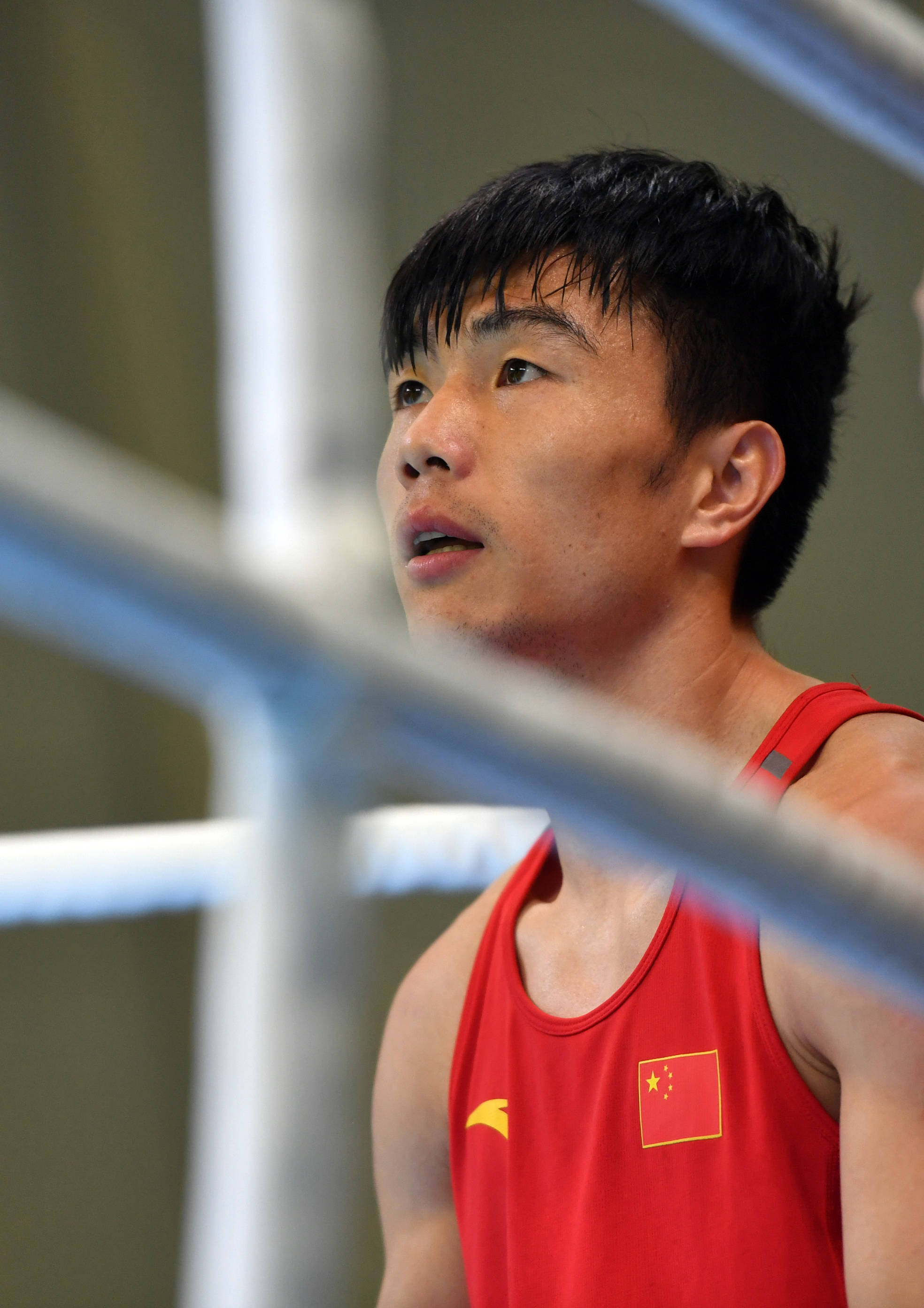 拳击——全国男子锦标赛:胡建关晋级52公斤级决赛_上海队